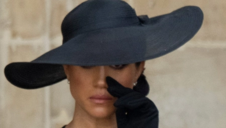 RASIZAM U KRALJEVSKOJ PORODICI? Megan pisala kralju Čarlsu, Britanija na nogama