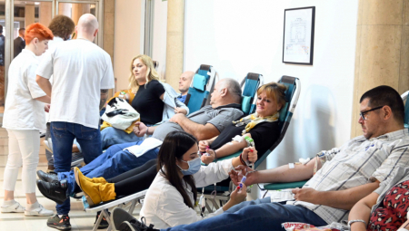 ZAVRŠENA ZIMSKA KAMPANJA DOBROVOLJNOG DAVANJA KRVI Ovi gradovi su najhumaniji