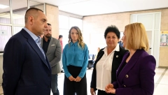 HUMANOST NA DELU Vulin ponosan na svoje policajce