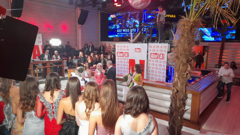 ALO! MISS LETA 2022. Jovana Jeremić obećala prvoj i drugoj pratilji gostovanje u jutarnjem programu (FOTO/VIDEO)