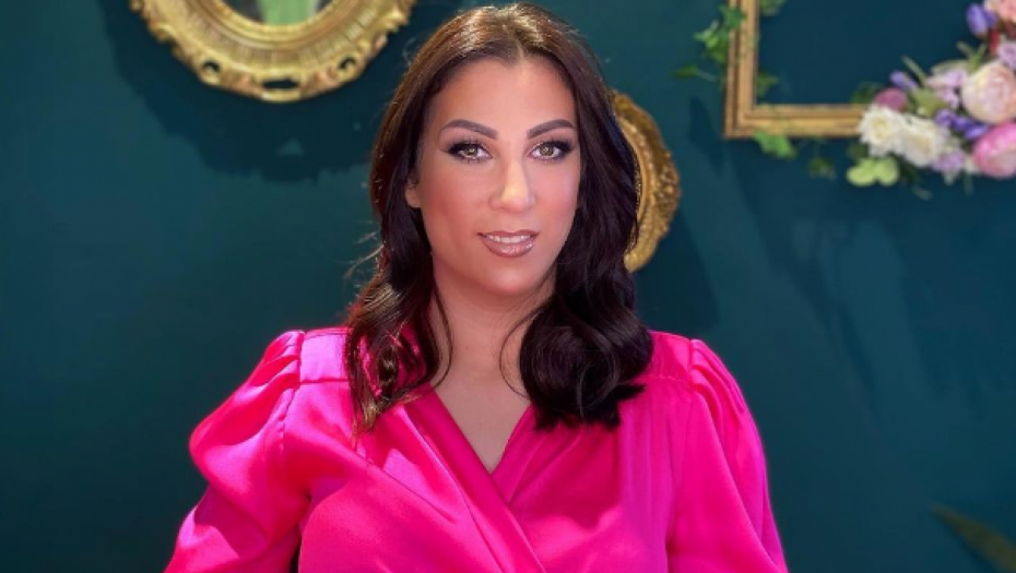 POMISLILA SAM "ŠTA SAM JA RODILA?" Pevačica posle porođaja saznala za bolest sina: Bio je mali i crn, kao pivska flaša