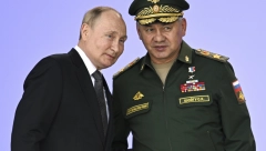 TAJNI PARAGRAF PUTINOVOG UKAZA? Rusija na nogama - Putinova desna ruka se odmah oglasila