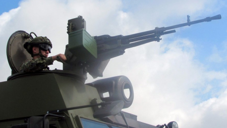 SRPSKI ARTILJERCI Divizion samohodnih top-haubica NORA-B52 na obuci (FOTO)