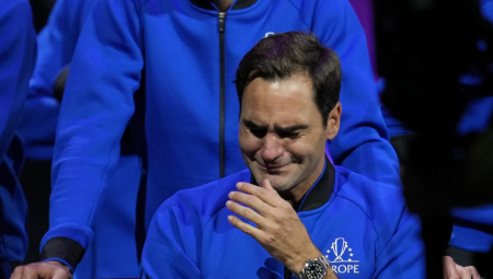 FEDERER UPLETEN U SKANDAL Poznata banka doživela kolaps, a Rodžeru dali silne pare