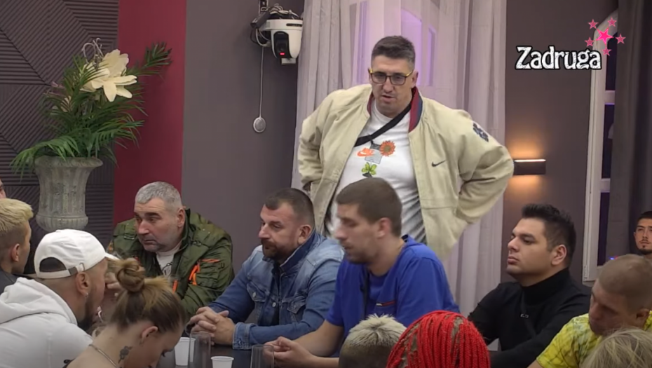 OVA ZADRUGARKA BACILA OKO NA KRISTIJANA Golubović nije znao šta ga je snašlo, odmah se obratio verenici