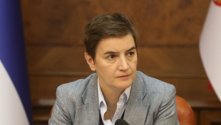 PREMIJERKA OČITALA LEKCIJU NEMAČKOM DIPLOMATI: Da li uopšte znate zašto se Srbi bune?