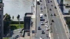PEŠACI I VOZAČI ĆE MOĆI DA ODAHNU Prema nacrtu izmena i dopuna zakona o bezbednosti saobraćaja najzad će biti pravno regulisana i ova vozila!