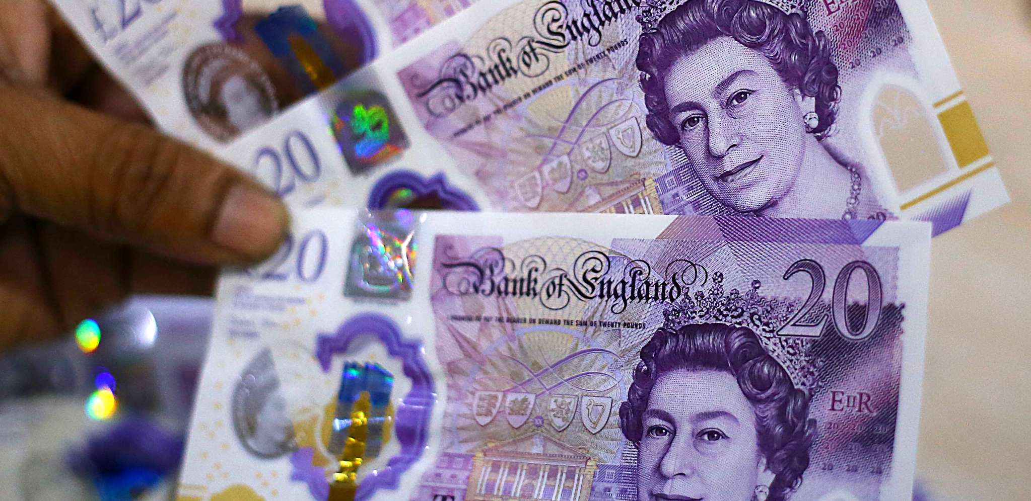 SUNOVRAT FUNTE Britanska valuta naglo pala, ovo je razlog