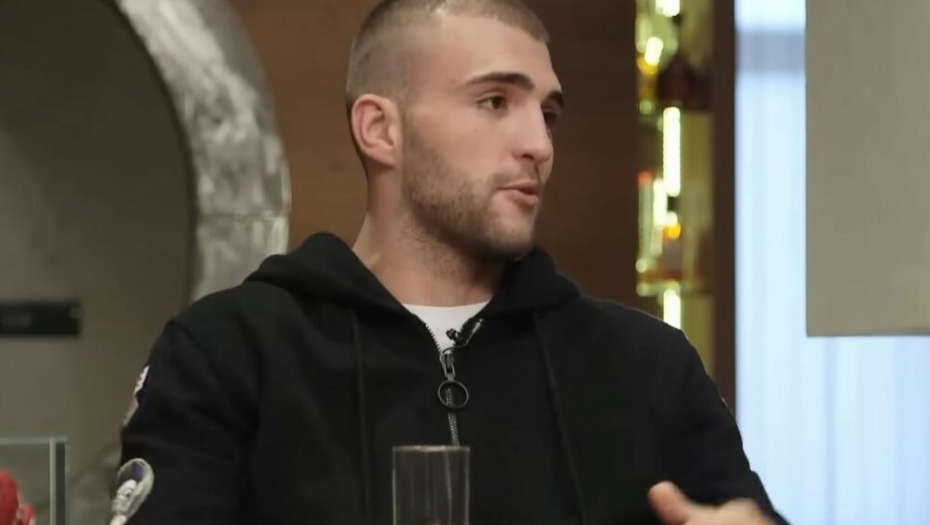 NOSI VELIKU SIMBOLIKU Veljko Ražnatović uradio novu tetovažu, ima veze sa Arkanom (FOTO)