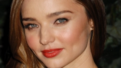 MIRANDA KER NEDAVNO JE DOBILA ČETVRTO DETE Sada se bivša manekenka oglasila i otkrila ime sina