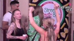 SAMNOM ĆEŠ SPAVATI NOĆAS Ana Spasojević ništa ne prepušta slučaju, zalepila se za Marka