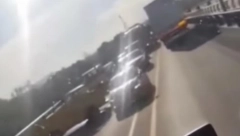 KARAMBOL NA OSTRUŽNIČKOM MOSTU Sudar kombija i automobila, jedna osoba povređena!