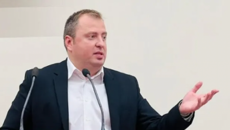 POSLANICI DVERI U SVOJOJ MRŽNJI PREŠLI SVAKU GRANICU! Aleksandar Mirković oštro osudio skandalozno ponašanje opozicije