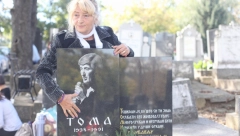 SUPRUGU TOME ZDRAVKOVIĆA SVI PREVARILI, OD FILMA DOBILA SAMO 100 DINARA! Gordana Zdravković van sebe od besa: "Zabraniću emitovanje serije!"