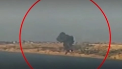 ZAPALIO SE RUSKI VOJNI AVION Crni dim prekrio nebo nad Sevastopoljem (VIDEO)