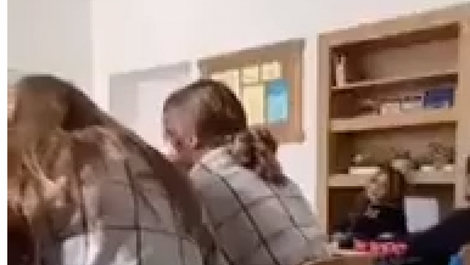 UŽAS U BEOGRADSKOJ OSNOVNOJ ŠKOLI Devojčica došla na čas sa nožem i "spiskom dece za odstrel"