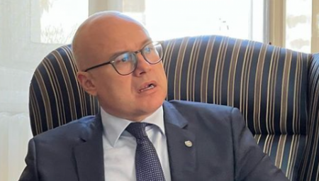 "NE ZNAJU NI UNIFORMU DA OBUKU!" Ministar Vučević o vraćanju vojnog roka i generacijama koje su preskočile obuku!