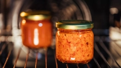 Slavica Rokvić pokazala kako se sprema domaćinska zimnica: Pinđur po receptu moje majke Milke ima neprevaziđen ukus, tajna je u jednoj namirnici