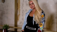 ŽELIM POSAO, DA RADIM OSAM SATI I PRIMAM PLATU Džidža završila fakultet i traži posao u struci, više neće da bude pevačica