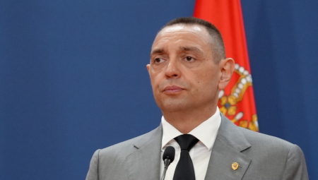 USTAŠKO LAPRDALO Vulin odgovorio Tomislavu Sokolu: "Laprda mu tata Ante Pavelić i mama Maks Luburić..."