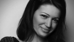 ČEKAJUĆI VELIKE PRILIKE, MALE PROLAZE PORED NAS! Poslednja kolumna Gorice Nešović