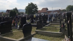 ZAŠTO SU UVEK SUBOTOM? DANAS SU MIHOLJSKE ZADUŠNICE: Veruje se da ovo nikako ne valja raditi na groblju