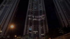 "OVAJ ZAPAD NEMA PRAVO NI DA MUCA O SLOBODI" Neočekivana rođendanska čestitka Putinu osvanula na Tramp kuli u Majamiju (FOTO/VIDEO)