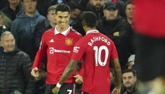 RONALDO PIŠE ISTORIJU Portugalac stigao do 700. gola i doneo pobedu Junajtedu protiv Evertona