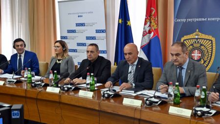 VULIN NA REGIONALNOJ KONFERENCIJI "Izgradnja kapaciteta policije za sprečavanje slučajeva korupcije na graničnim prelazima" (FOTO)