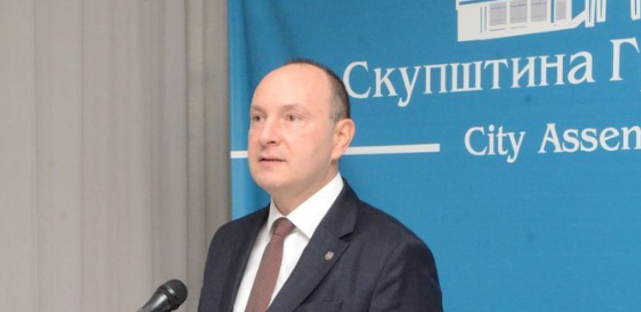 GRADONAČELNIK NOVOG SADA UGOSTIO DECU SA KiM Đurić: Za ljudske mostove je važno da imamo mir (FOTO)