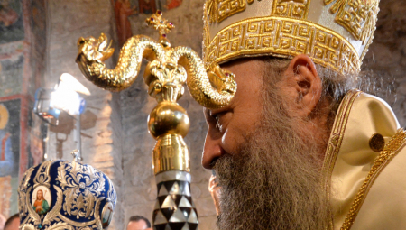 PATRIJARH PORFIRIJE  Liturgiju na Božić služi u hramu Svetog Save na Vračaru