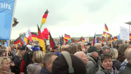 NEMCI OKRENULI PLOČU! Većina za dogovor sa Putinom