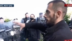 UNIŠTAVAO SRPSKU ZASTAVU, A DANAS BRANI RAZVOJ SRBIJE Ekstremista Brajan Brković ponovo pravi haos (VIDEO)