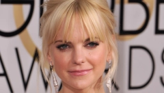 UDARAO ME JE PO ZADNJICI Slavna glumica i zvezda "Mrak" filma iznela stravične optužbe na račun poznatog režisera