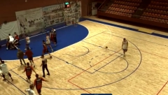 BRUKA I SKANDAL Žestoka tuča srpskih košarkaša, nastao opšti haos na parketu (VIDEO)