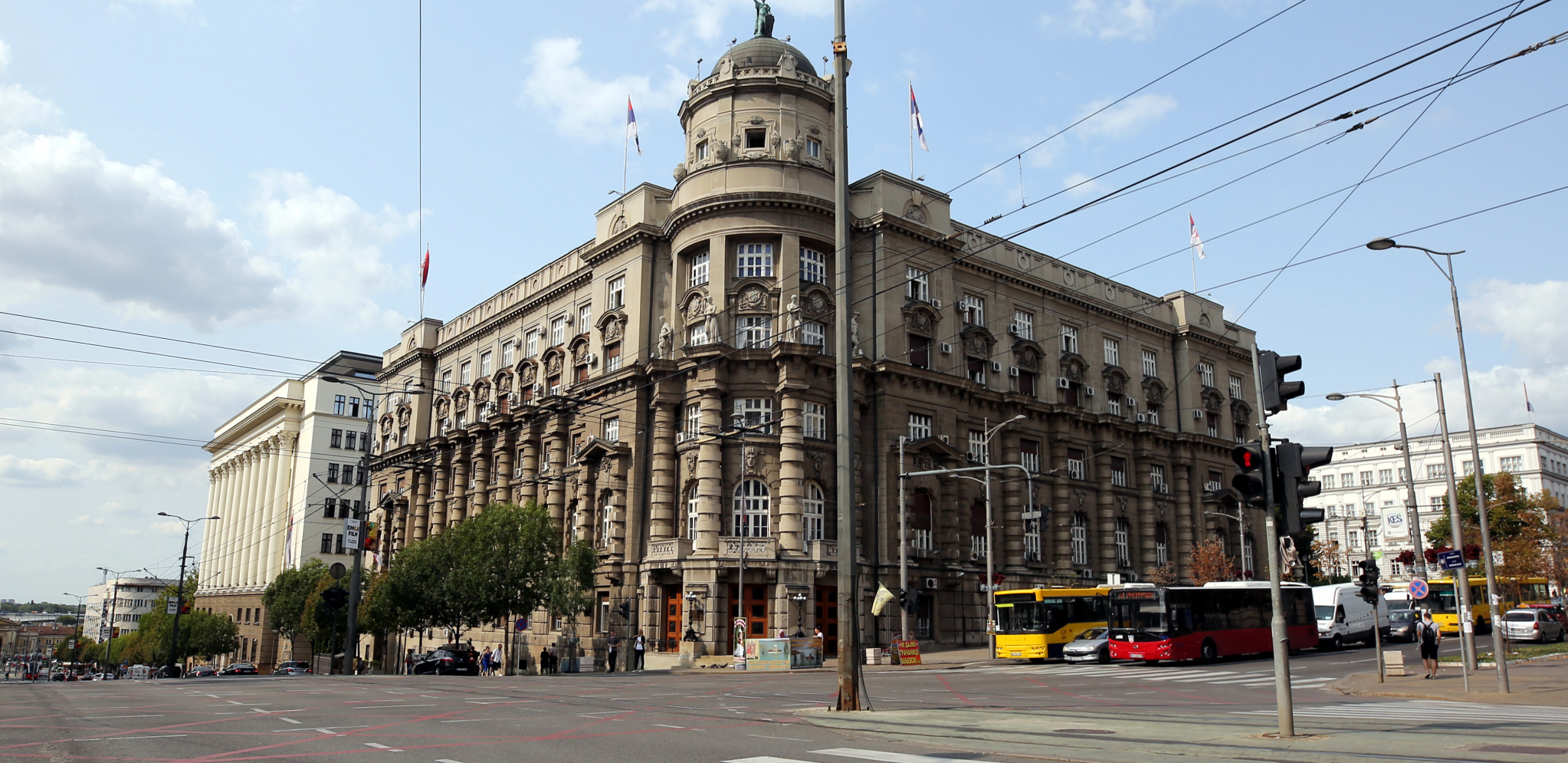 TAČNO U PODNE! Danas sednica Vlade Srbije