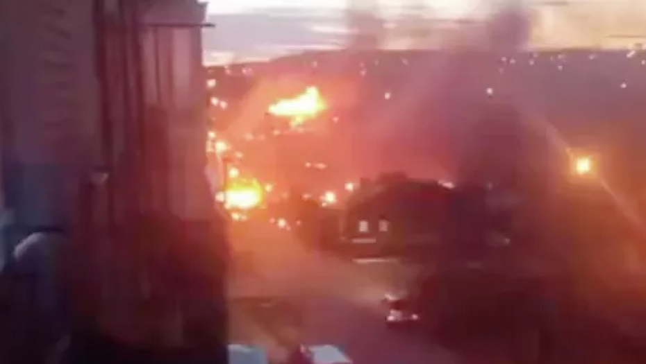 PAO RUSKI VOJNI AVION Srušio se na dvospratnu kuću (FOTO/VIDEO)