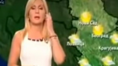 KAKAV BLAM Voditeljka RTS-a nije znala da je snimaju, pa uradila nešto zbog čega se pola Srbije valja od smeha