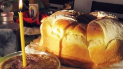 KAKO VAM GORI SLAVSKA SVEĆA TAKVA ĆE VAM BUDUĆNOST BITI Smer kretanja dima može biti dobar ili rđav znak