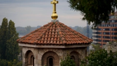 RUSIJA ŽESTOKO REAGOVALA! Na pravoslavnu crkvu bačena farba