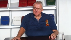 ŠEŠELJ TRAŽI PROMENU USTAVA Predlog lidera radikala bi iz korena promenio život mladima (VIDEO)