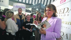 POMAMA ZA "ZOROM" NEDE UKRADEN I INFLUENSERIMA Rekord! Štand Alo! svih sedam dana Sajma knjiga bio je najposećeniji