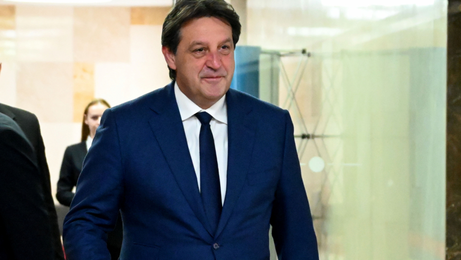 MINISTAR GAŠIĆ RAZGOVARAO DANAS SA KALNAJOM Potvrdili dugogodišnju saradnju u sprečavanju ilegalnih migracija