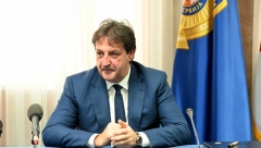 TRENUTNA BEZBEDNOSNA SITUACIJA NE DOZVOLJAVA NAM DA SE OPUSTIMO I SLAVIMO: Gašić pripadnicima SAJ čestitao Dan jedinice