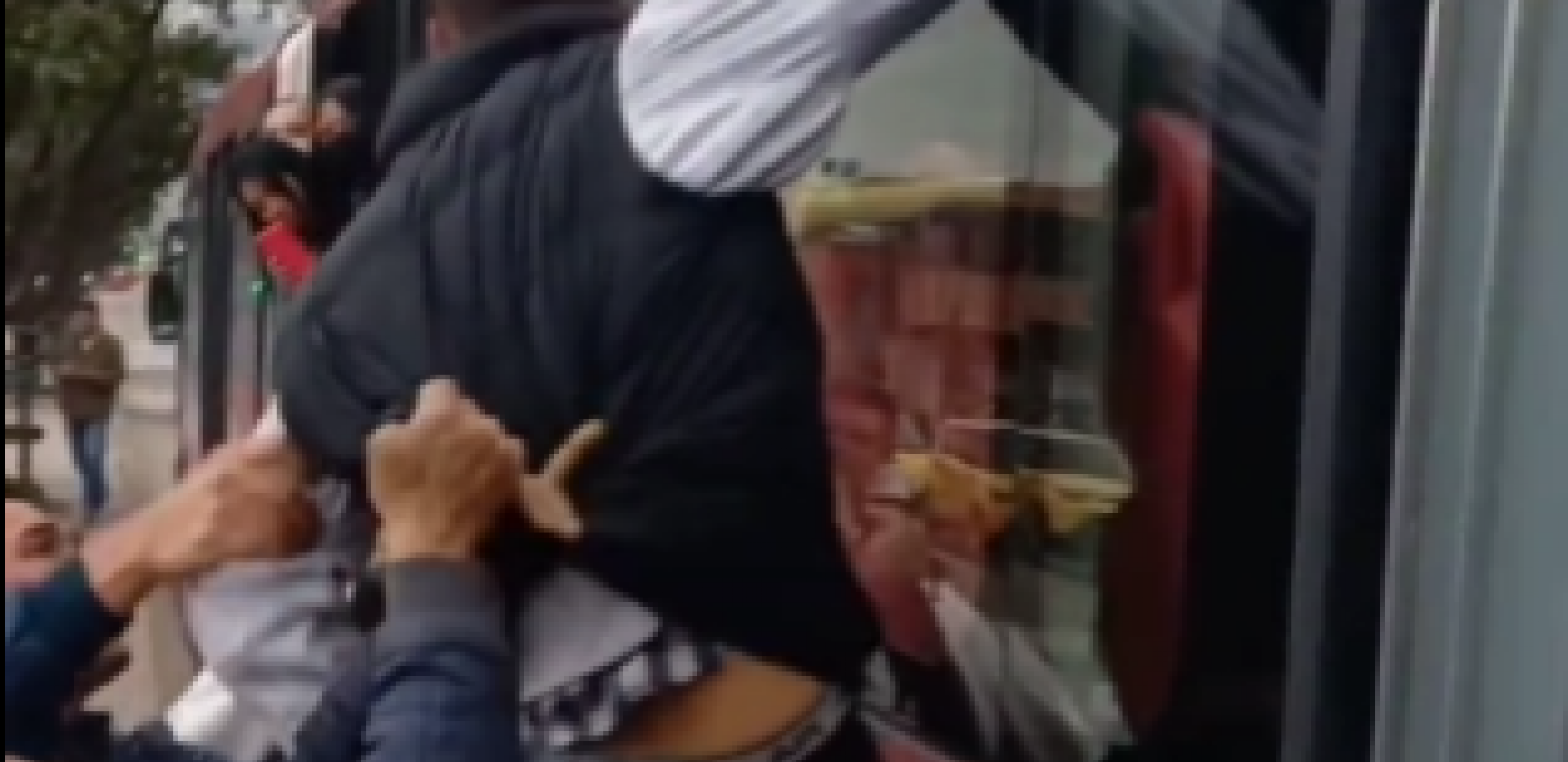 TURISTI SU "TEGLA MEDA" ZA DŽEPAROŠE Zlatka su ojadili usred Beograda, evo kako da ne prođete kao on
