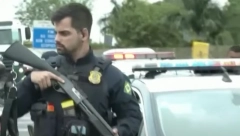 POLICIJA POČELA DA RAZBIJA DEMONSTRCIJE Pristalice Bolsonara blokirali puteve širom Brazila