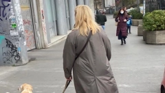 PROCURILI INTIMNI SNIMCI NAŠE VODITELJKE Ona od sramote preklinjala decu da urade samo jedno, skandal!