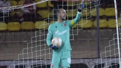 TO UBIJA FUDBAL Borjan grmi posle poraza Zvezde