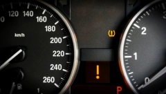 NAJGORA LAMPICA U AUTOMOBILU Evo šta treba da uradite ako se upali znak koji ne smete da ignorišete