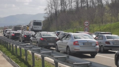 VAŽNO OBAVEŠTENJE ZA VOZAČE! Na delu auto-puta Miloš Veliki vozi se samo jednom trakom!